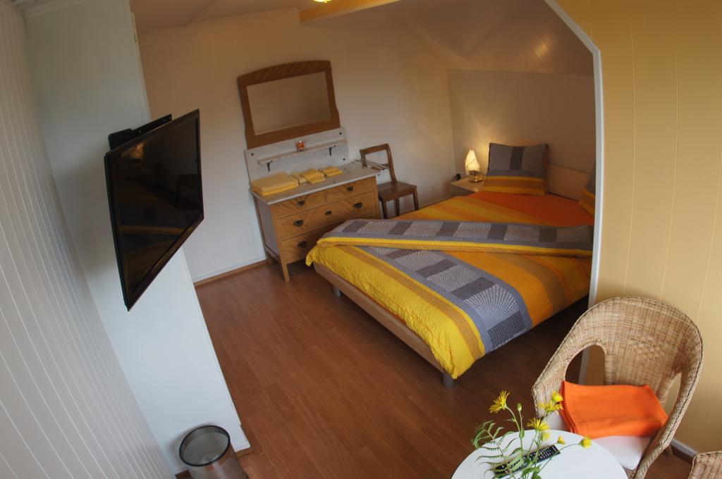 B&B Schoenoertli Gunten Room photo